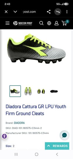 Diadora cleats size 5 in kids, brand new