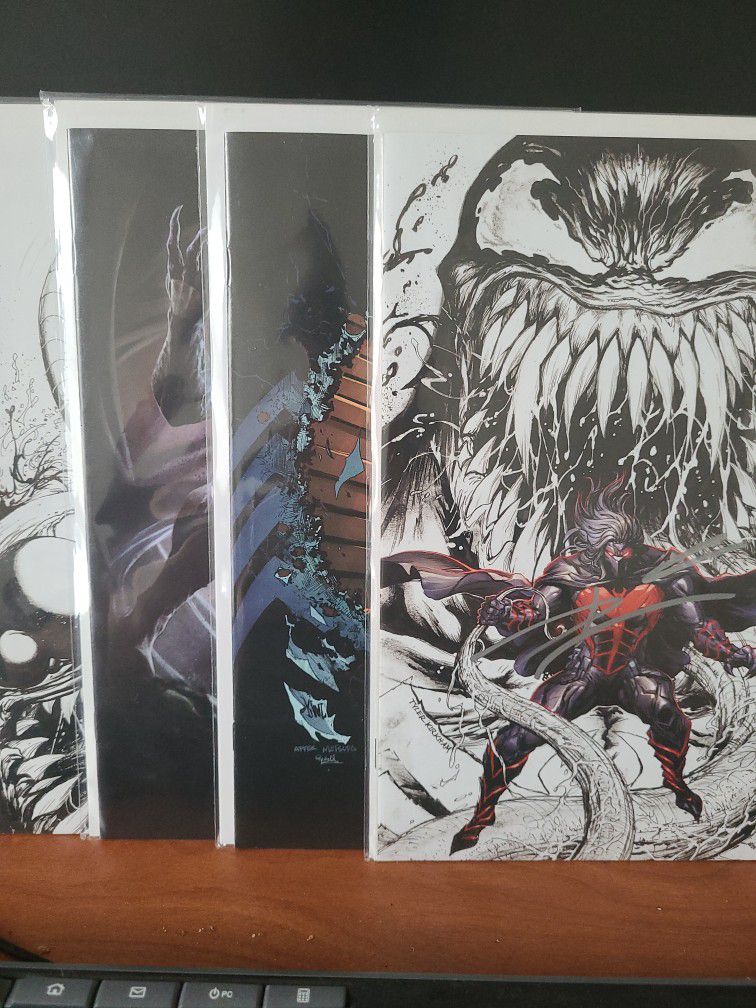 Venom Comic Books (1 Signed)