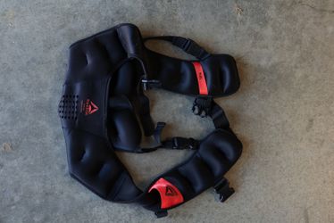 Reebok 12lb weighted vest