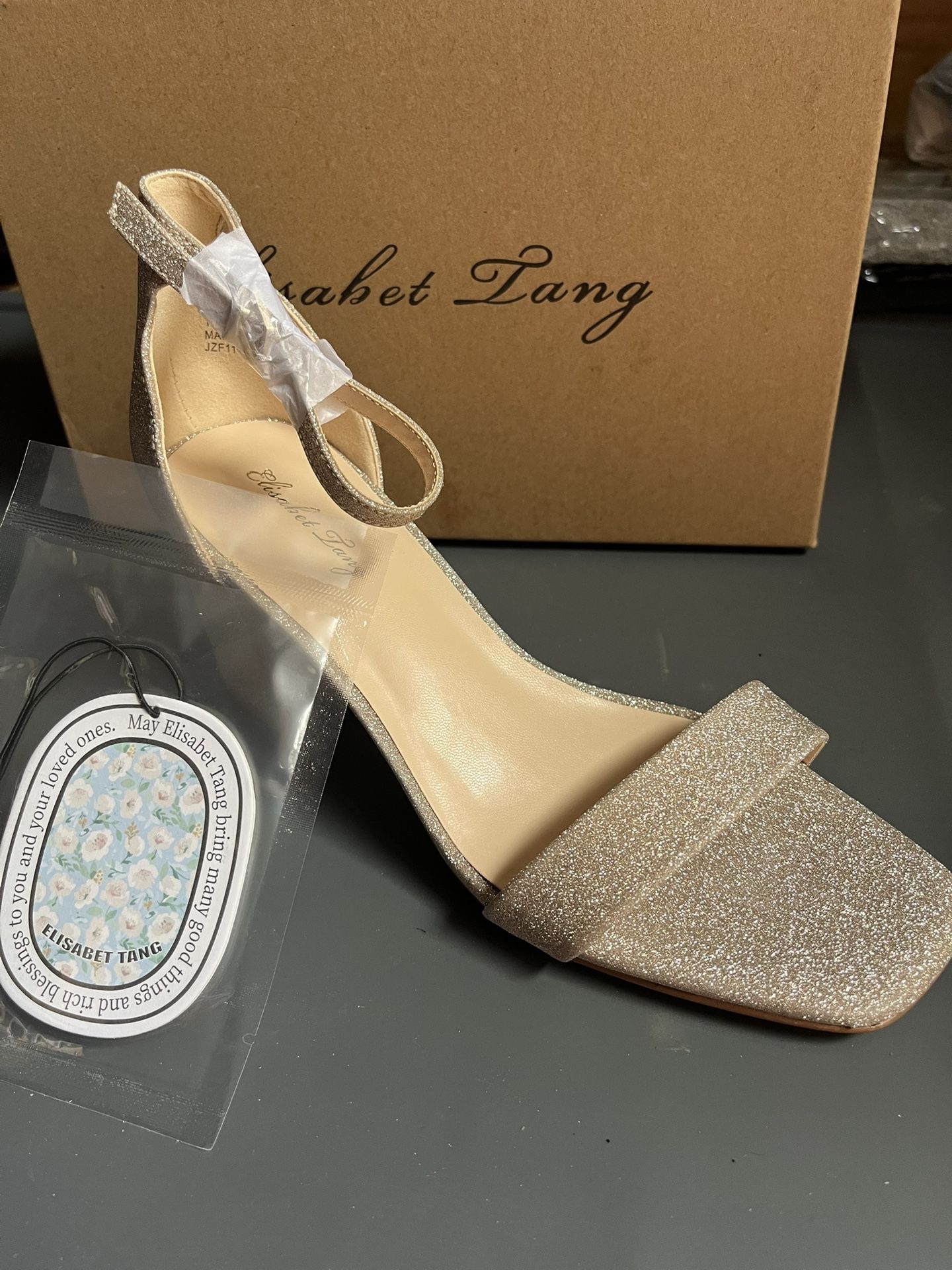Elizabeth Tang High Heels Gold Sparkle Size