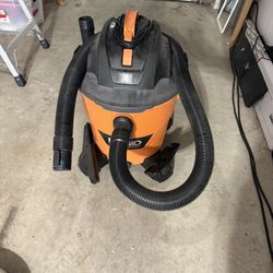 Rigid 12 gallon wet dry shop vac