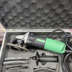 Metabo HPT Angle Grinder, 4-1/2", Includes 5 Grinding Wheels & Hard Case