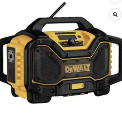 DEWALT 20-volt max Cordless Bluetooth Jobsite radio bluetooth adapter