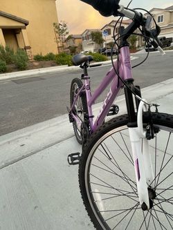 Huffy Mountain Bike Purple and White
