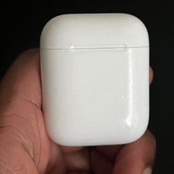Airpod 2  CASE ONLY