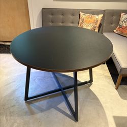 Dining Room Table 