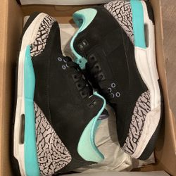Jordan’s Size 5 Youth