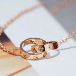 Double Ring Necklace without Diamonds
