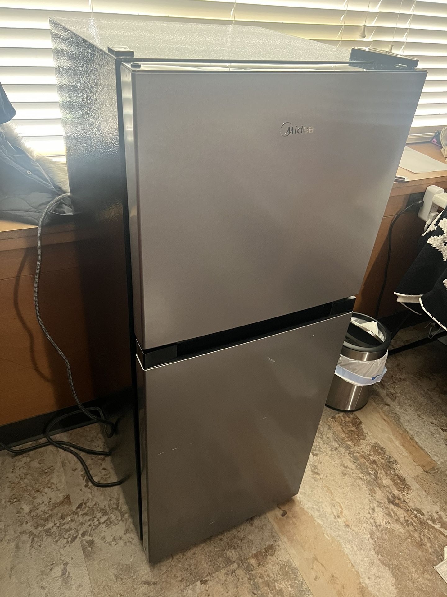 Midea Refrigerator and Freezer