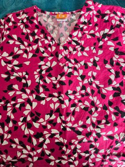 Scrub top