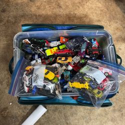Hot wheel cars 150+