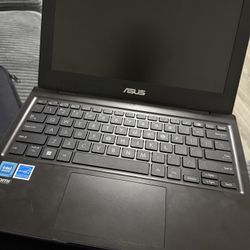 ASUS Laptop model BR1102CG