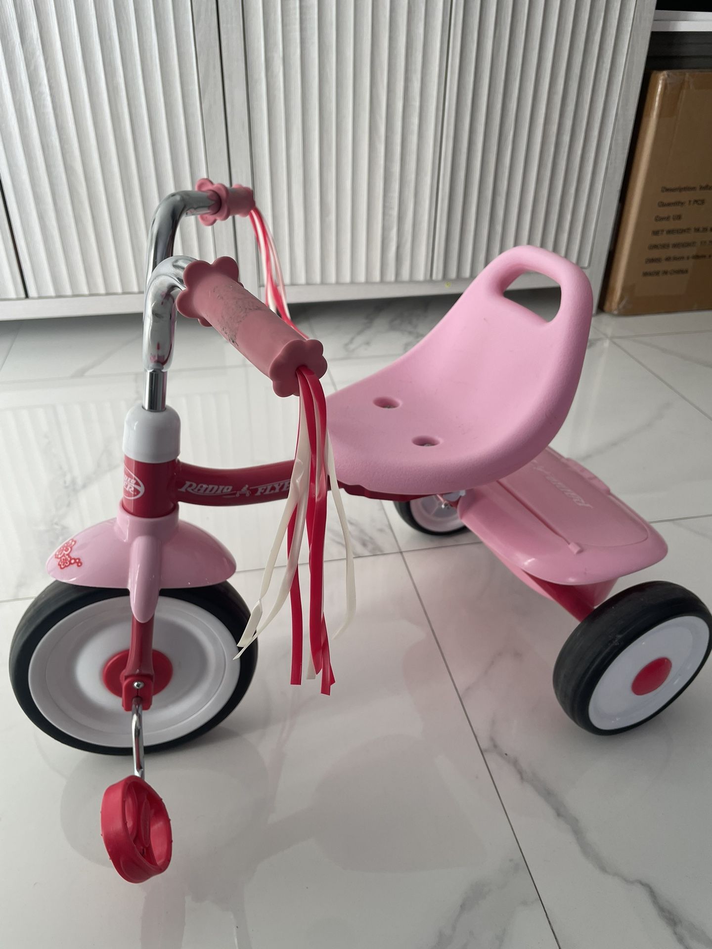 Radio Flyer Trille
