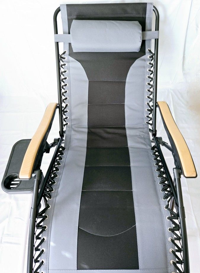 Oversized Padded Zero Gravity Folding Outdoor Patio Recliner