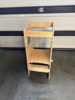Free Kids Helper Standing Stool