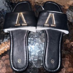 Sandal logo V for women
