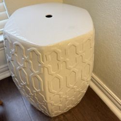 New Not Used Ceramic Table/ Plant Stand Original Price $94