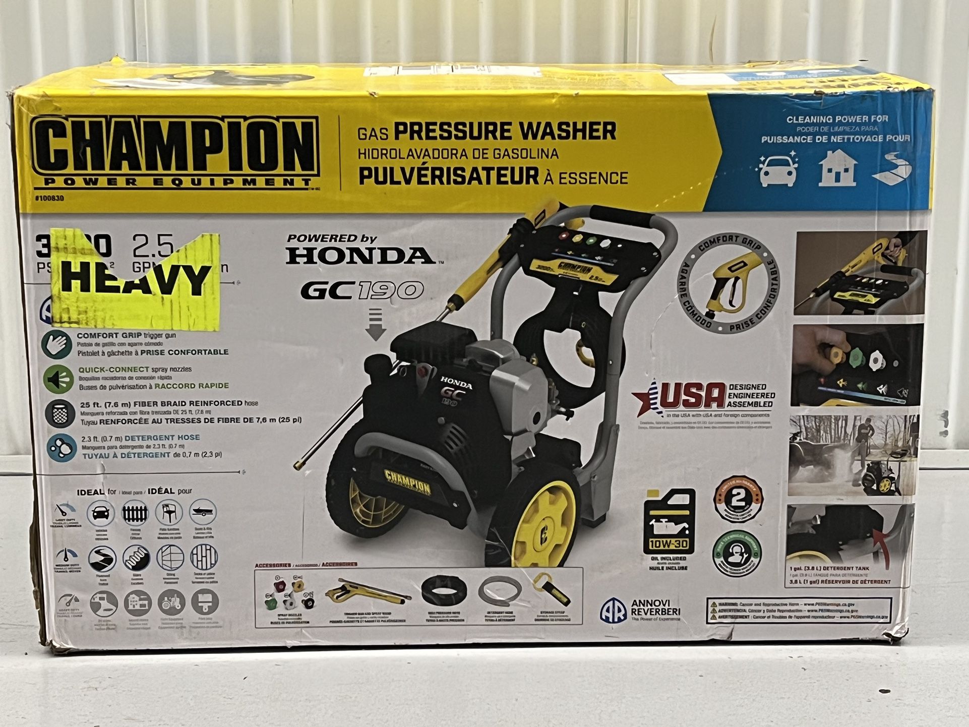 Champion Power Equipment 3200 psi 2.5 GPM Cold Water Gas Pressure Washer with Honda Engine