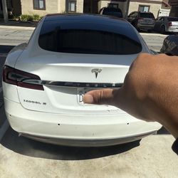 2013 Tesla Model S