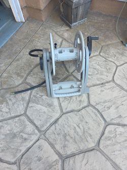 Water hose reel