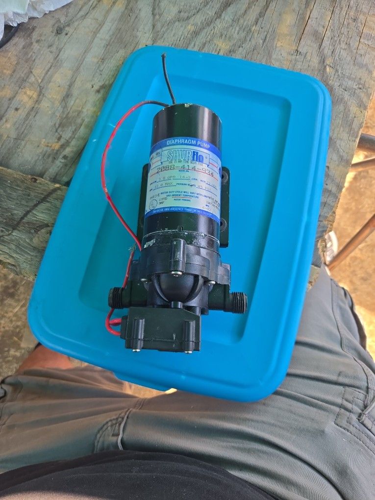 DIAPHRAGM PUMP