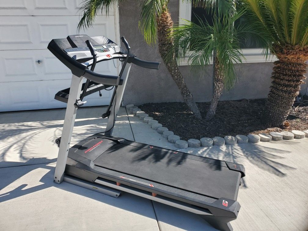 Treadmill 