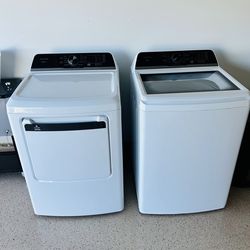 Frigidaire washer and dryer.