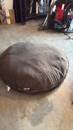 Kirkland dog bed