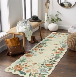Boho Floral Runner Rug with Scalloped Edge