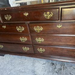 Mueble De De Gavetas 