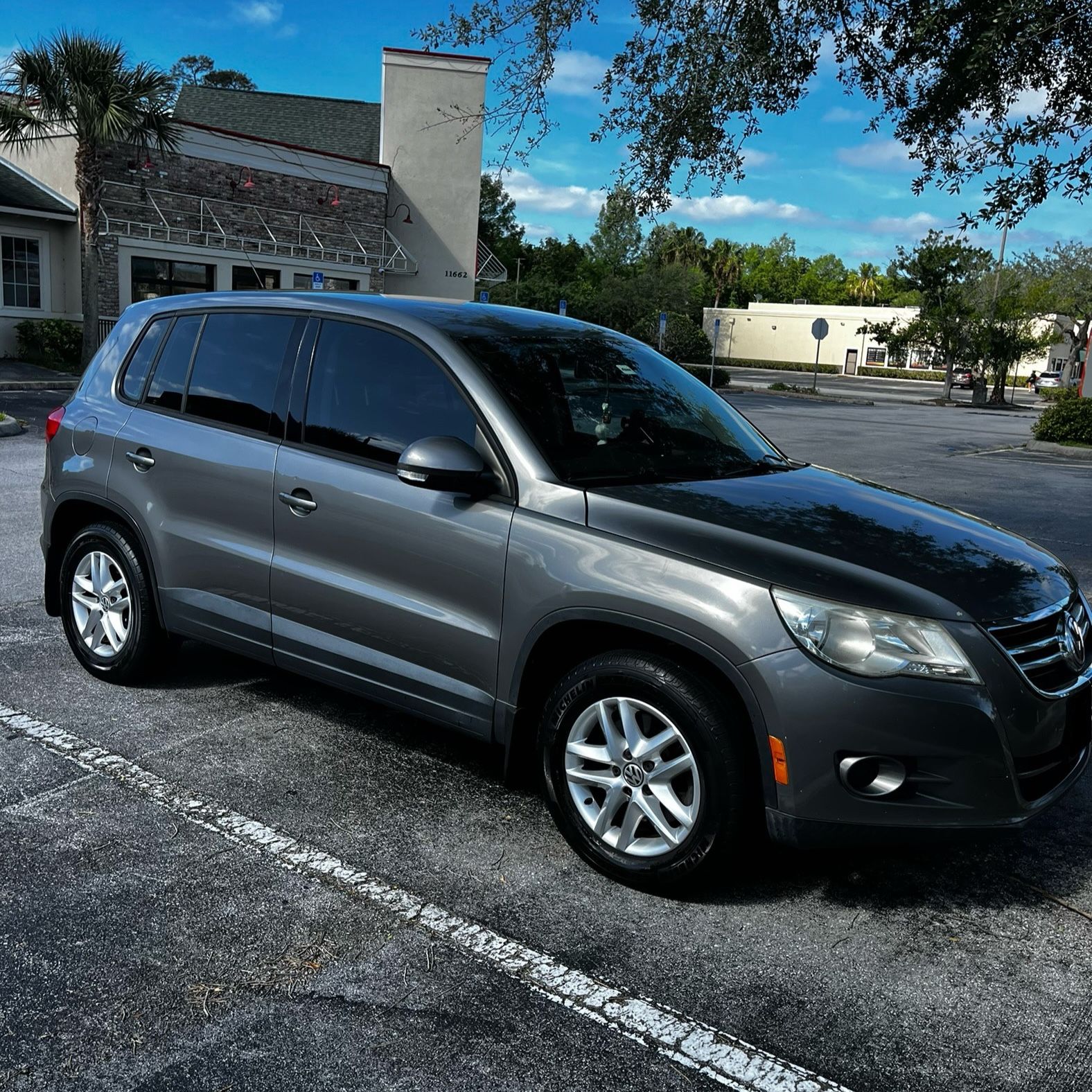 2011 Volkswagen Tiguan