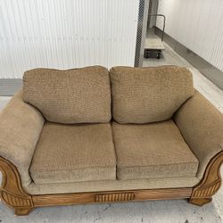 Comfy Nice Sofa Couch 