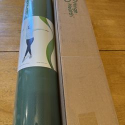 Brand New Still Sealed hinge health yoga mat, green