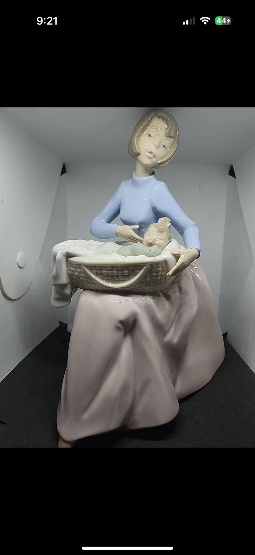 Nao Lladro “BUNDLE OF LOVE” #1214 Mother w Baby, Issued 1995, Precious, MINT