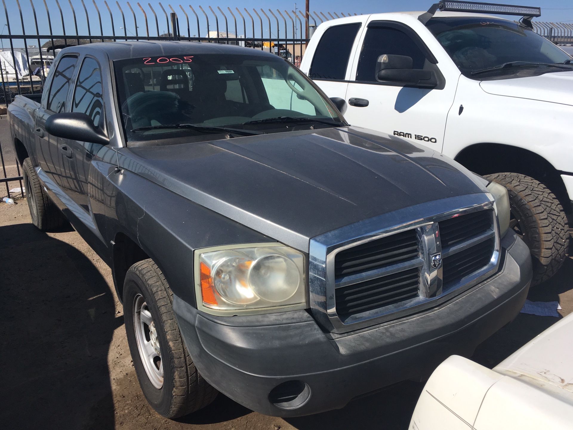 2006 Dodge Dakota