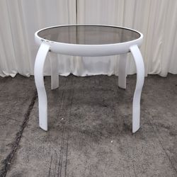 White Oval Smoked Glass Coffee Table with Curved Legs