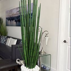 Pretty Artificial Plant Snake Tree 7 Ft Tall  With Tall Planter! Brand New