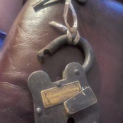 working Folsom prison lock with 2 keys
