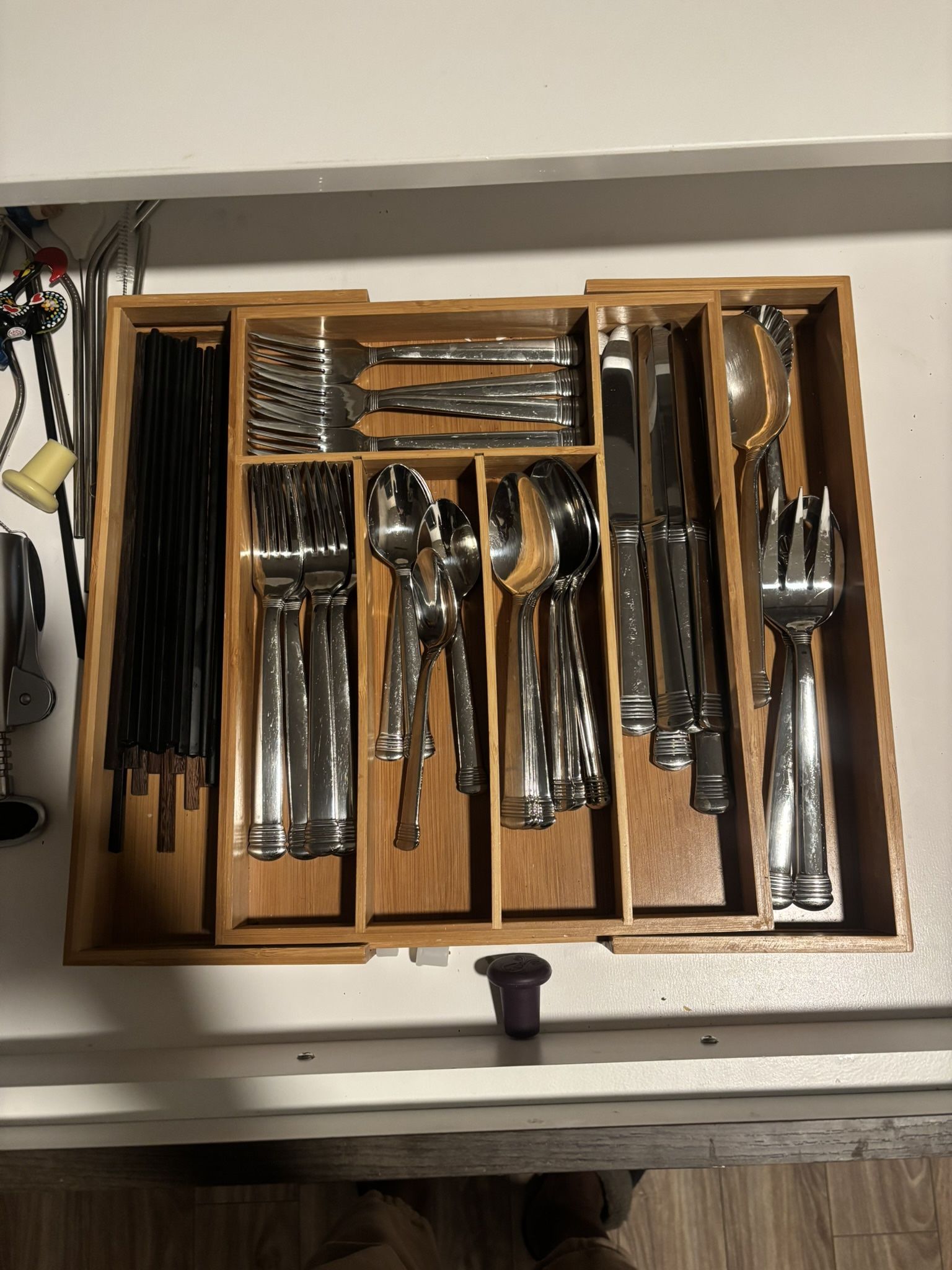 Silverware Set with Wooden Organizer