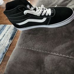 Tennis Vans Size 10.5
