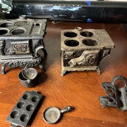 Lot Of 2 Antique Crescent Cast Iron Cook Stove Salesman Sample - Incomplete