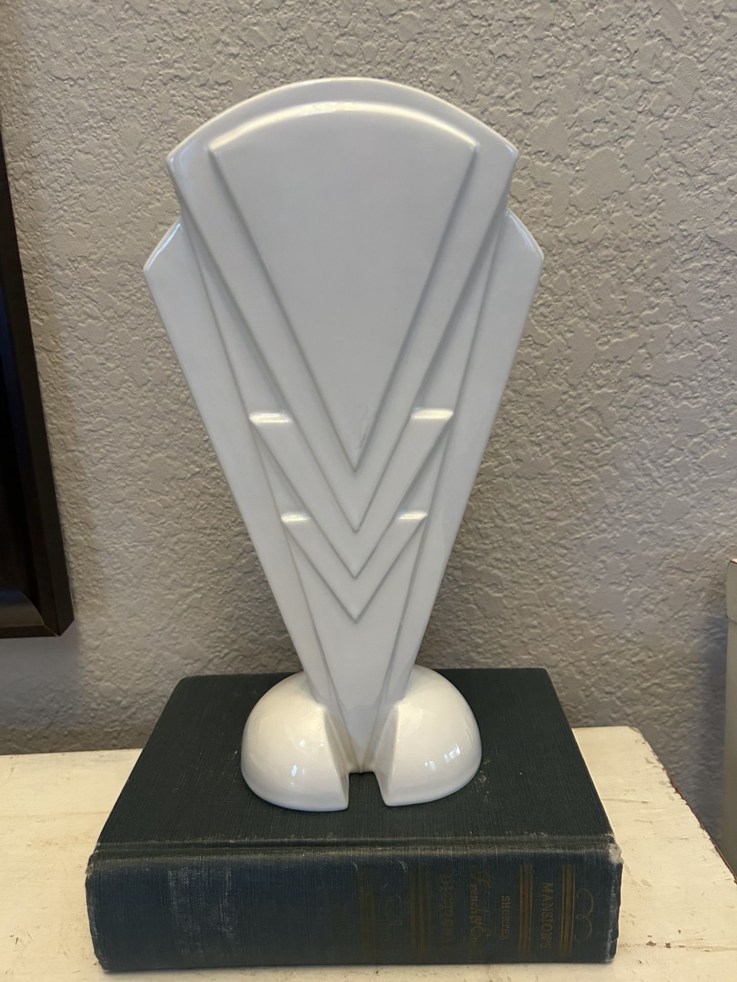 Vintage 1980’s Art Deco Style Porcelain Fan Vase