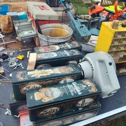 Different Stuff Now Yard Sale All Week Long 405 Rainbow DR 29617 A lot Of Old Stuff 