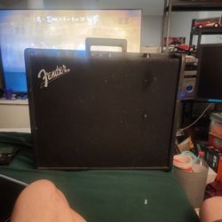 Fender MUSTANG GT100  Guitar Amp