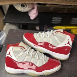 Air Jordan 11 Cherry 