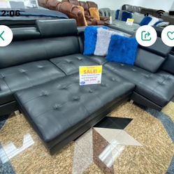 SECTIONAL AND OTTOMAN! WOW! SEXY! NEW! $799! DELIVERED TODAY!