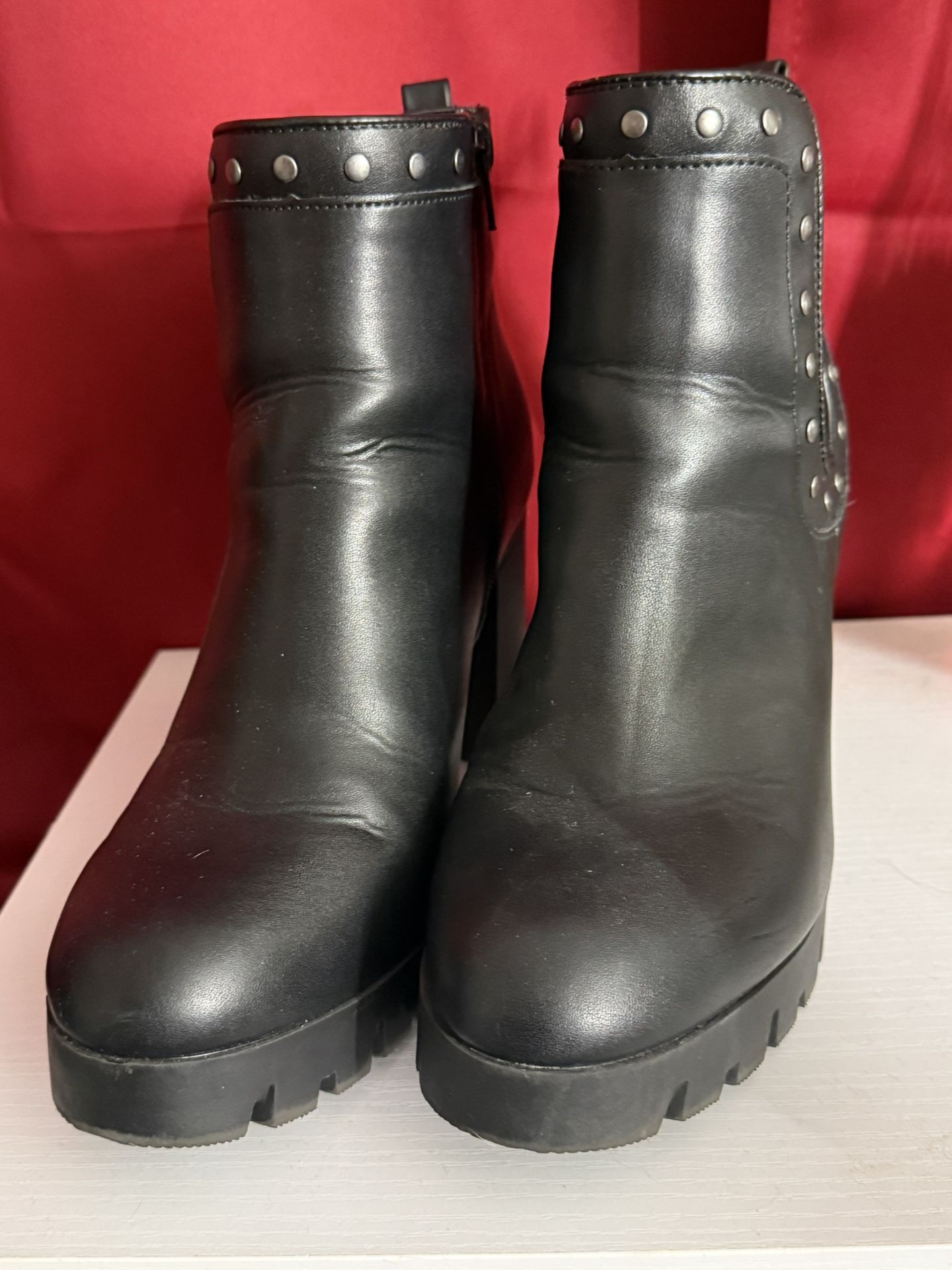 Black boots