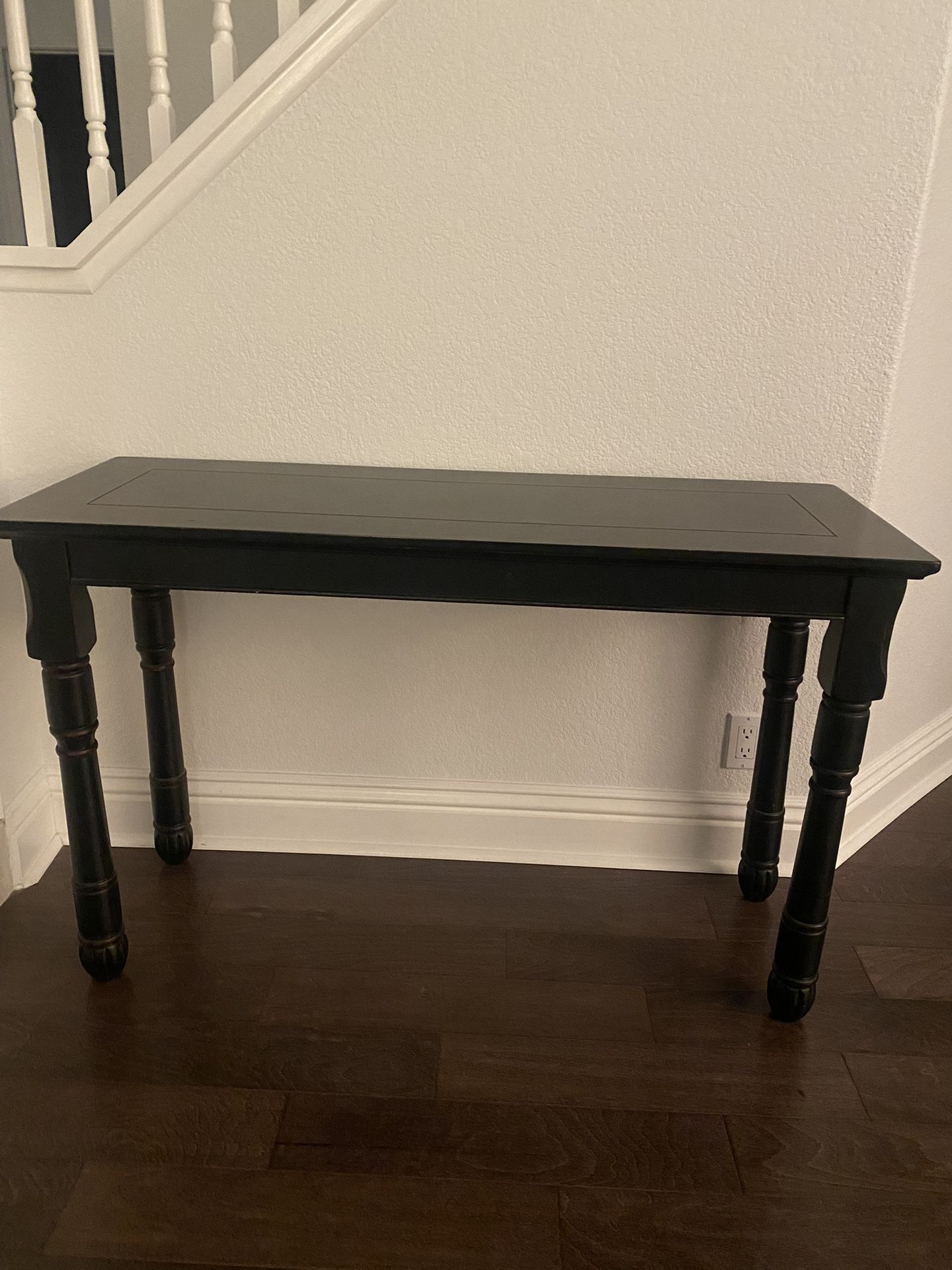 Entry Table for Sale in San Diego, CA - OfferUp