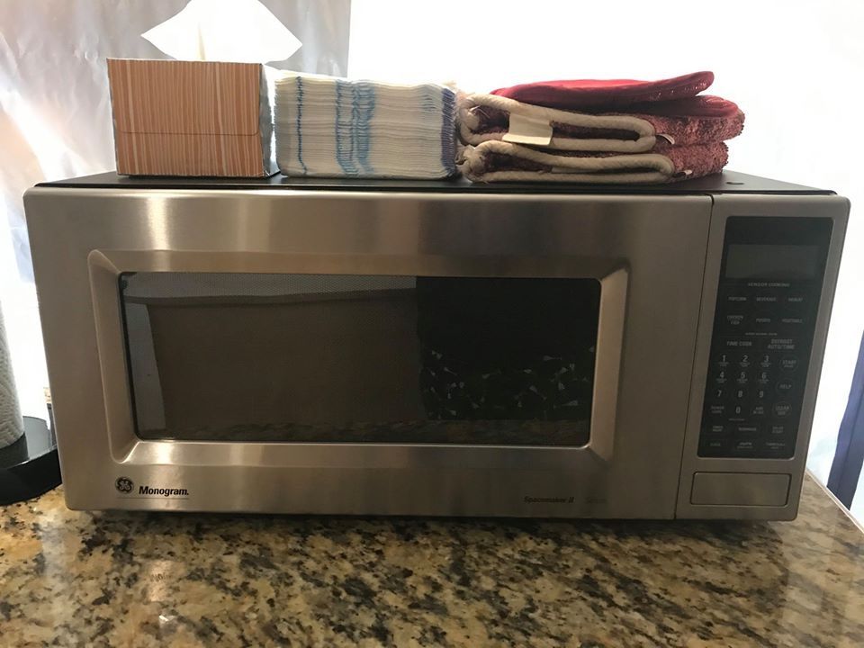 GE Monogram Microwave ZEM200sf01