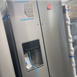 New Scratch And Dent Whirlpool 28.5 Cu Ft Stainless Steel Side By Side Fridge. 1 Year Warranty 